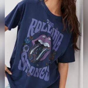 American Egale Rolling Stones Band Tee Size Xs